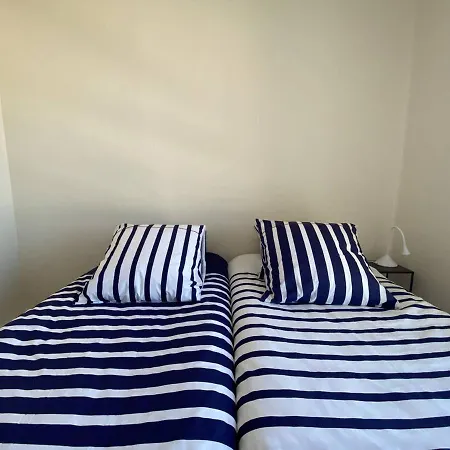 Apartment Avec Wifi Et Vue Mer, De Trestraou A - Fr-1-368-384 *